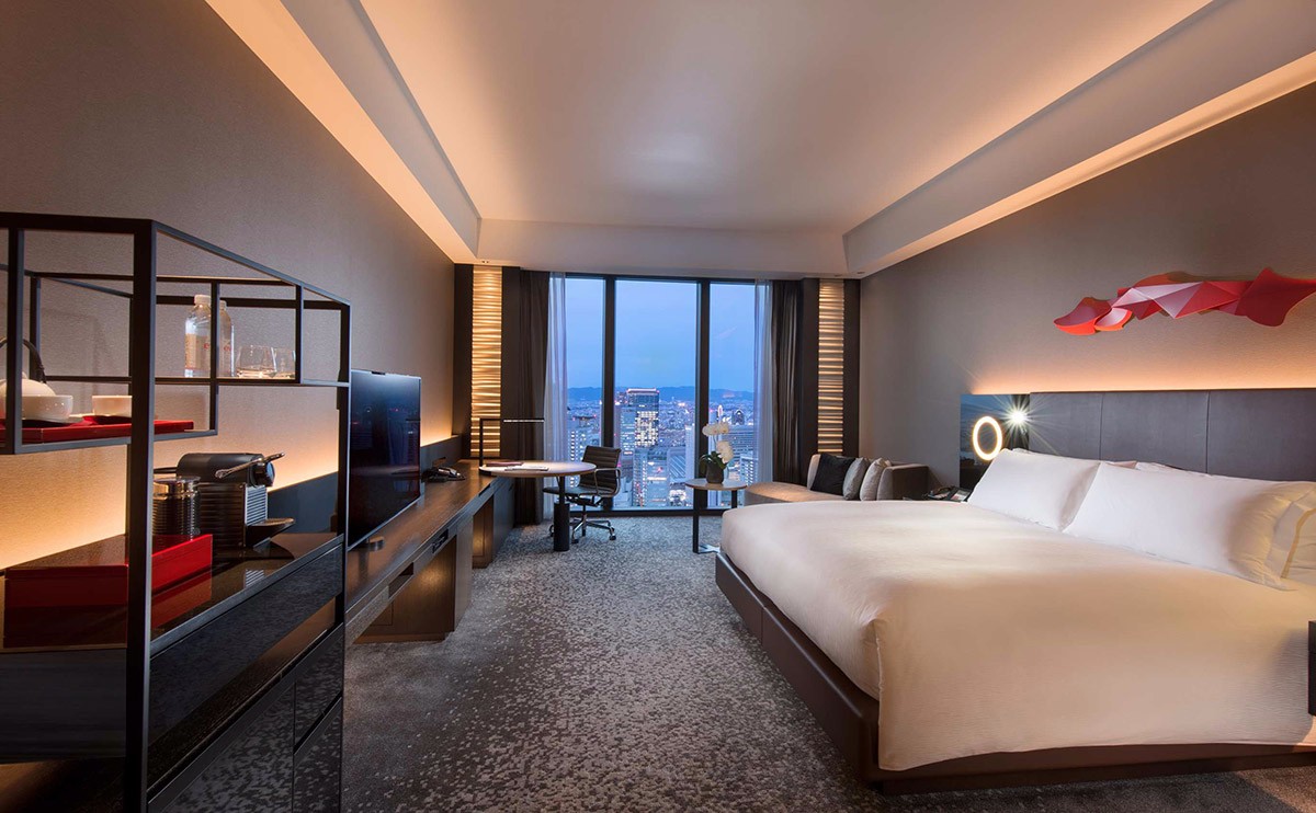 中国のヨーロッパスタイルの完全にカスタマイズされたホテルの寝室の家具のベッドの部屋のセット